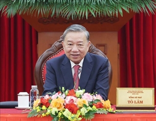 លោក To Lam អគ្គលេខាបក្សកុម្មុយនិស្តវៀតណាម និងលោក Donald Trump ប្រធានាធិបតីអាមេរិក ពិភាក្សាគ្នាតាមទូរស័ព្ទ